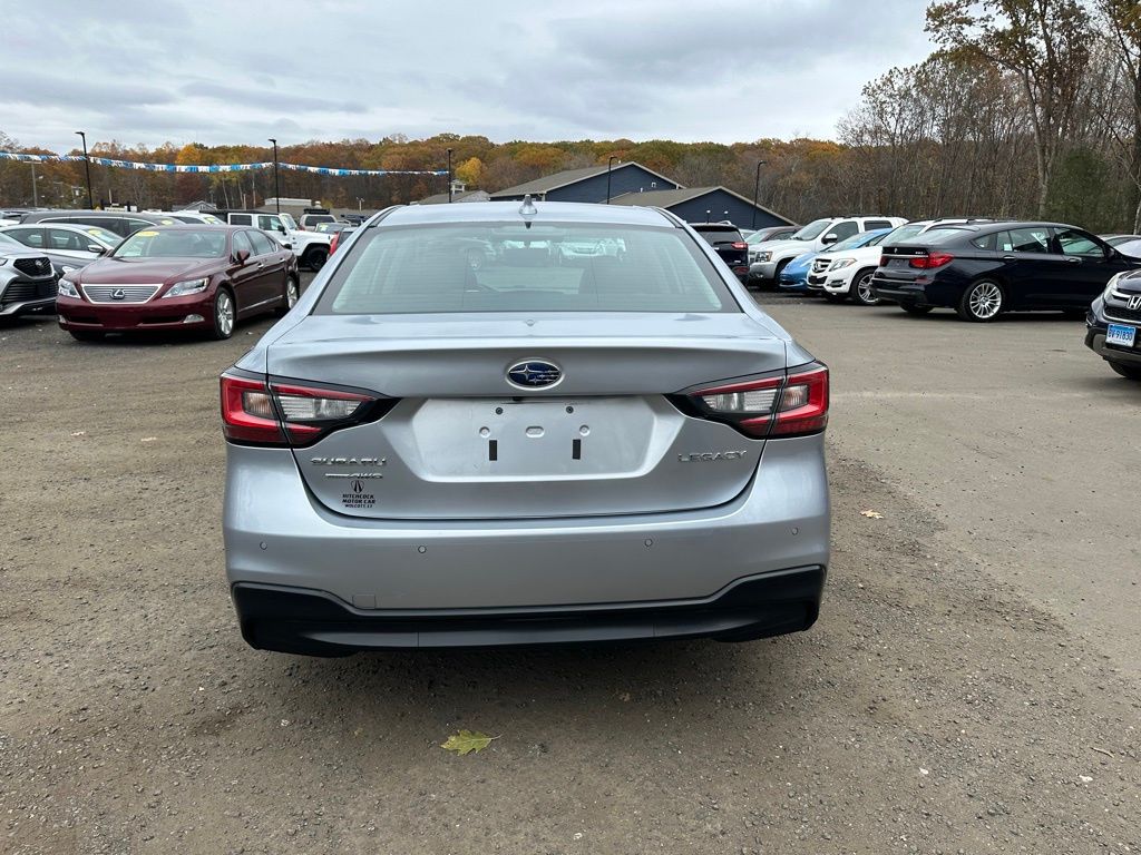 2020 Subaru Legacy view 4