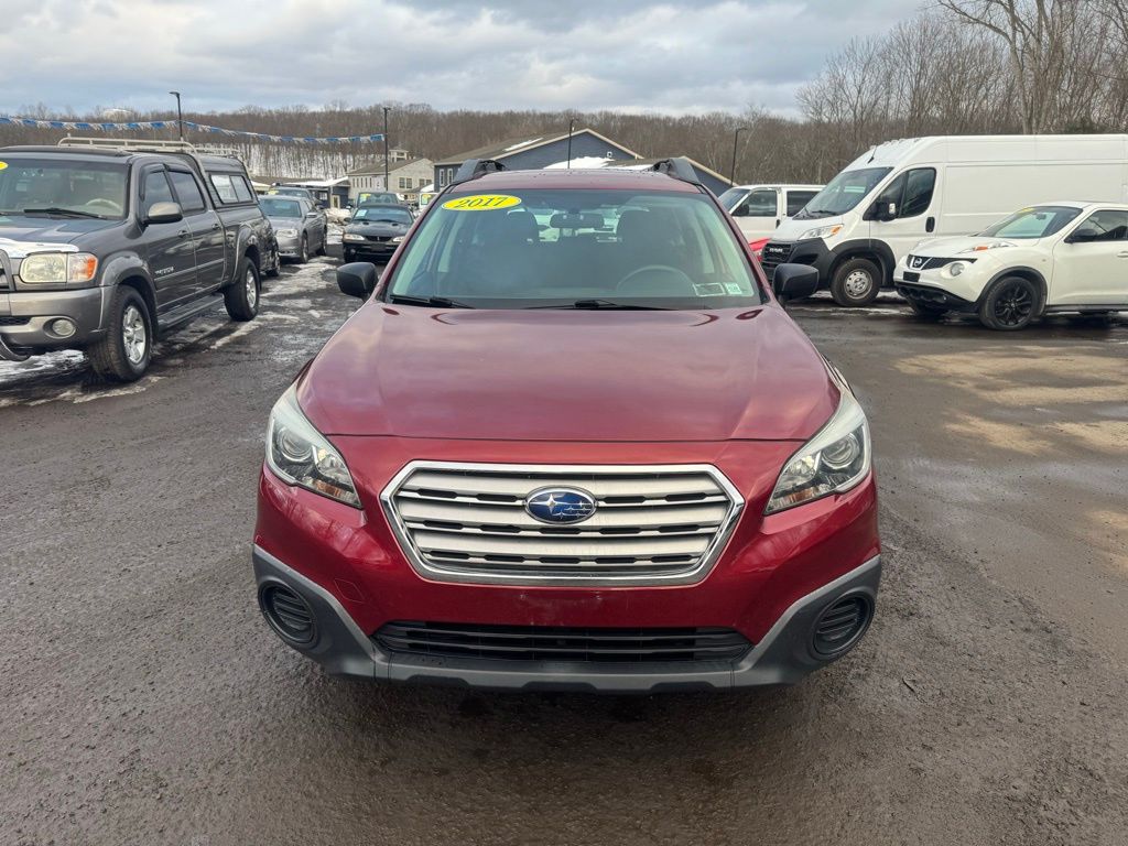 2017 Subaru Outback view 2