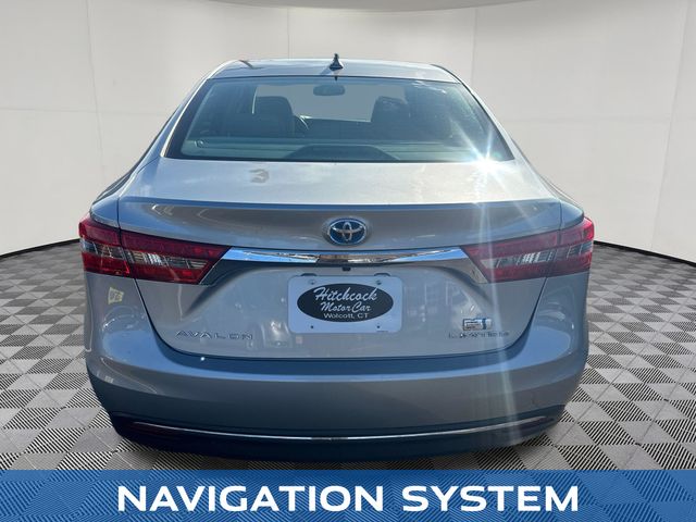 2016 Toyota Avalon Hybrid view 5