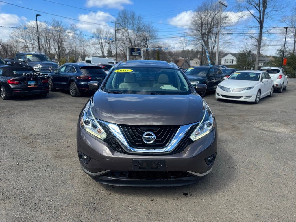 2016 Nissan Murano view 2