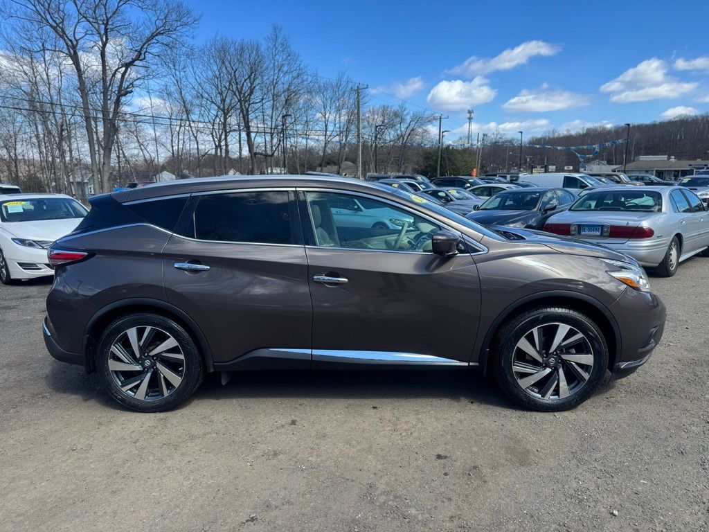 2016 Nissan Murano view 4