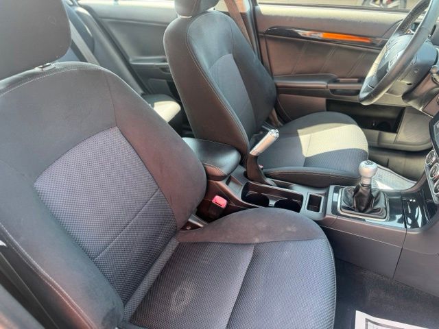 2015 Mitsubishi Lancer GT - Photo 17
