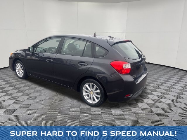 2012 Subaru Impreza view 4