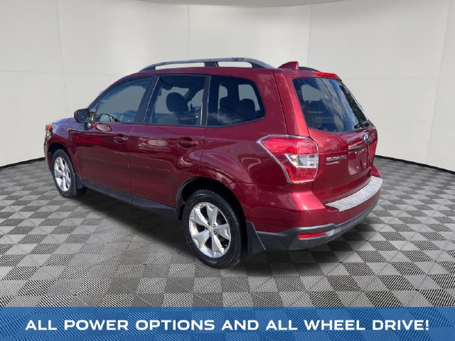 2016 Subaru Forester view 4