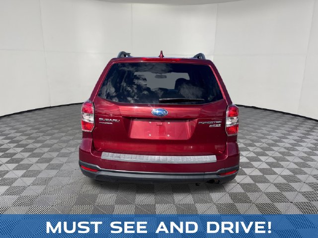2016 Subaru Forester view 5