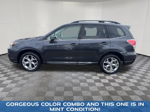 2017 Subaru Forester view 3