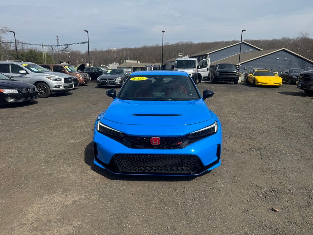 2023 Honda Civic Type R view 2