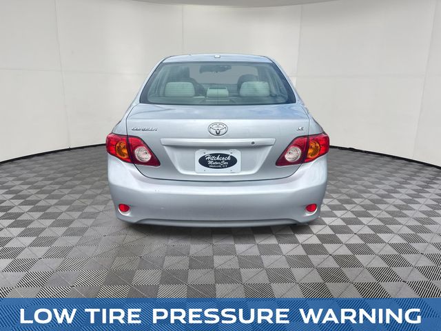 2010 Toyota Corolla view 4