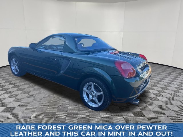 2000 Toyota MR2 Spyder view 3