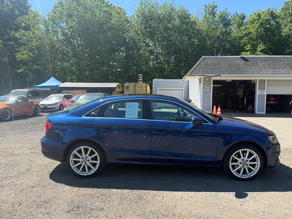 2015 Audi A3 view 4