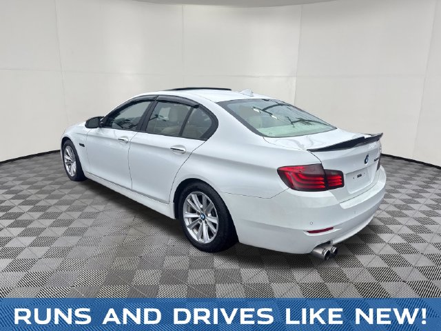 2014 BMW 5 Series view 4