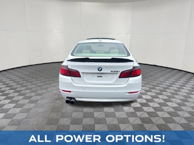2014 BMW 5 Series view 5