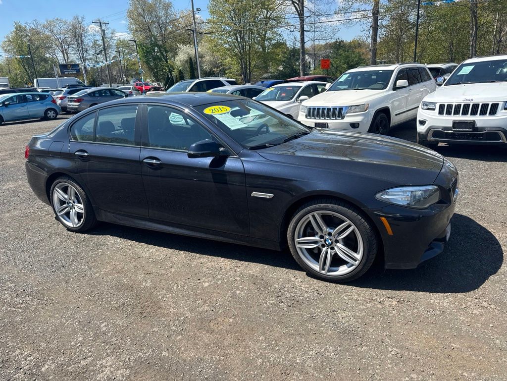 2015 BMW 5 Series view 2
