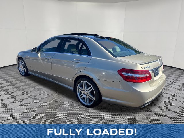 2010 Mercedes-Benz E-Class view 4