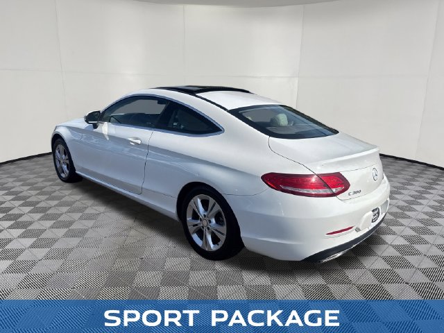 2017 Mercedes-Benz C-Class view 4