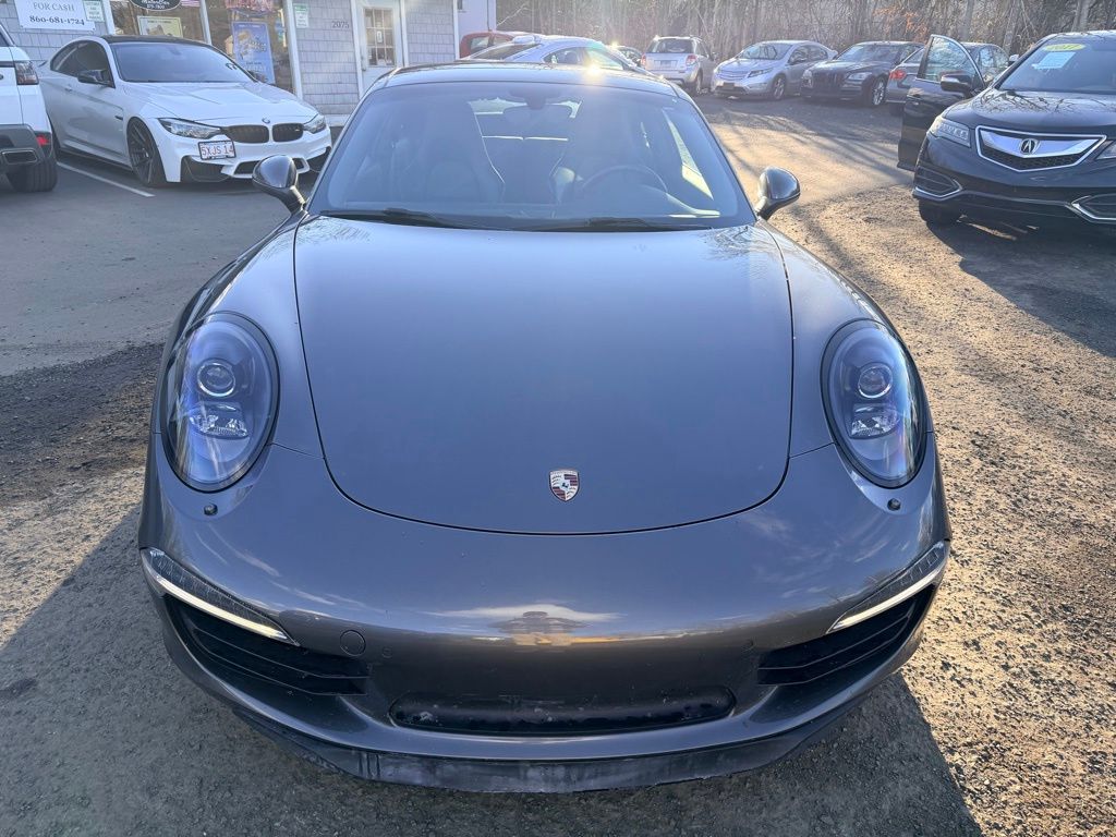 2015 Porsche 911 view 2