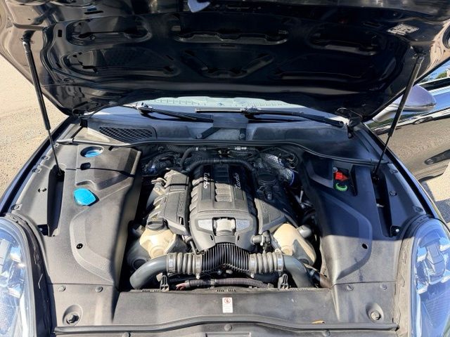 2015 Porsche Cayenne Turbo - Photo 34