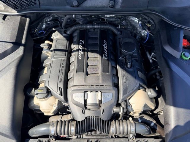 2015 Porsche Cayenne Turbo - Photo 35