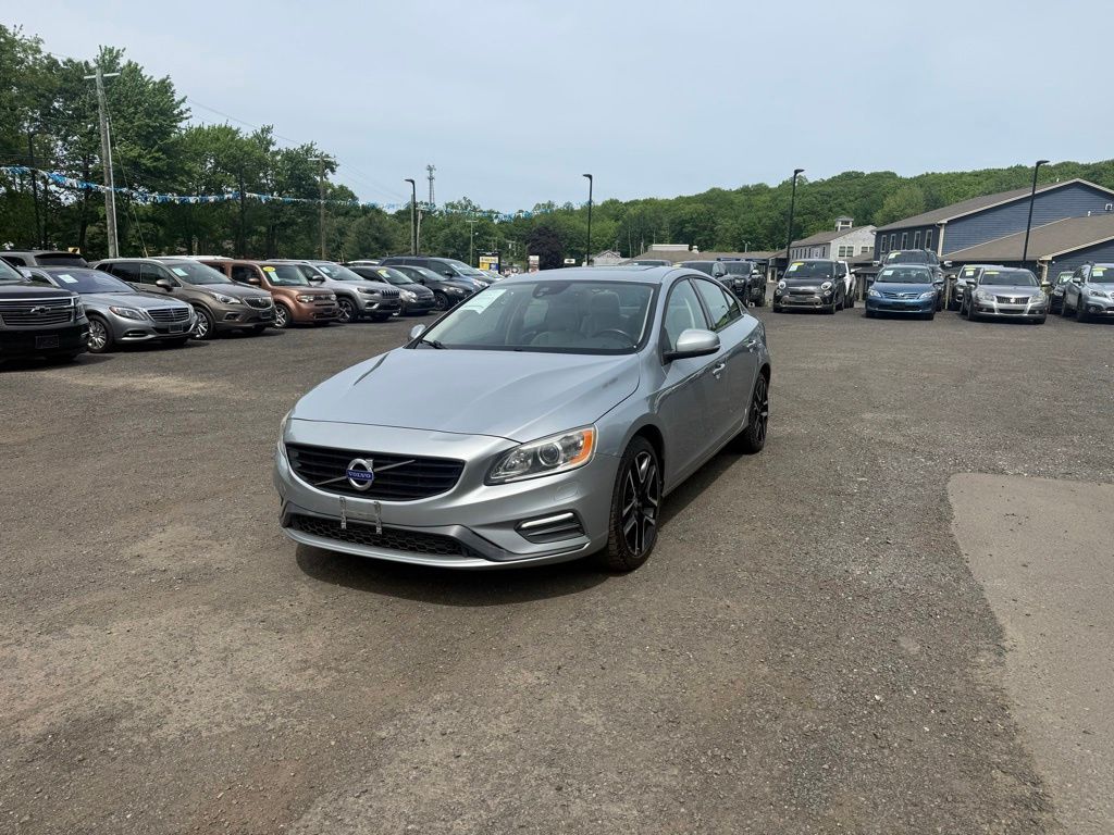 2017 Volvo S60 T5 Dynamic's photo