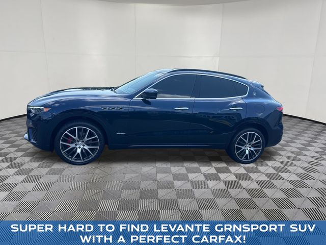 2021 Maserati Levante view 2