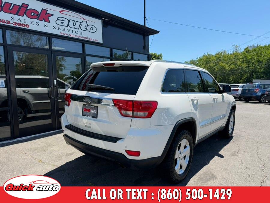2011 Jeep Grand Cherokee view 4
