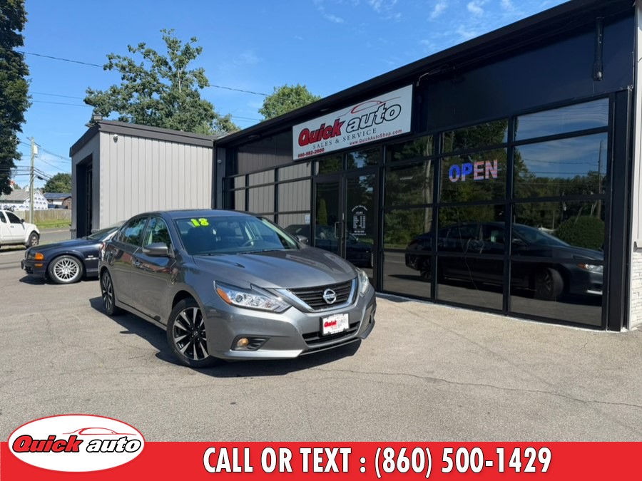 2018 Nissan Altima view 2
