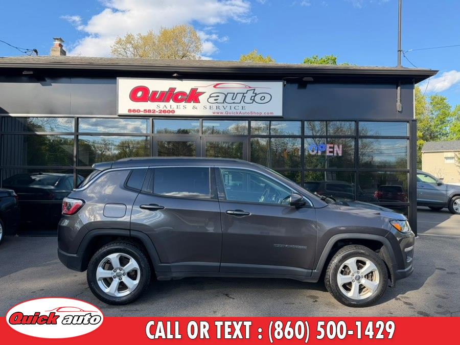 2018 Jeep Compass view 3
