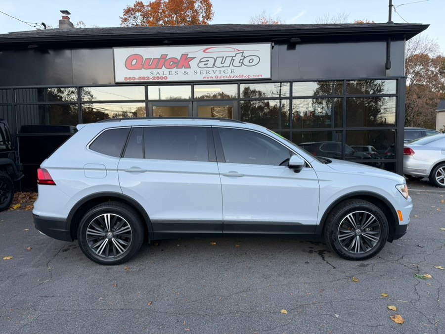 2018 Volkswagen Tiguan view 3