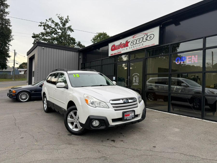 2013 Subaru Outback view 2