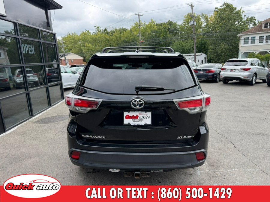 2015 Toyota Highlander view 5