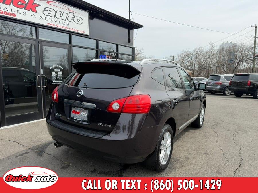 2012 Nissan Rogue view 4