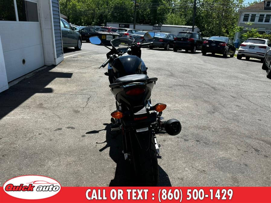 2013 Honda CBR view 4