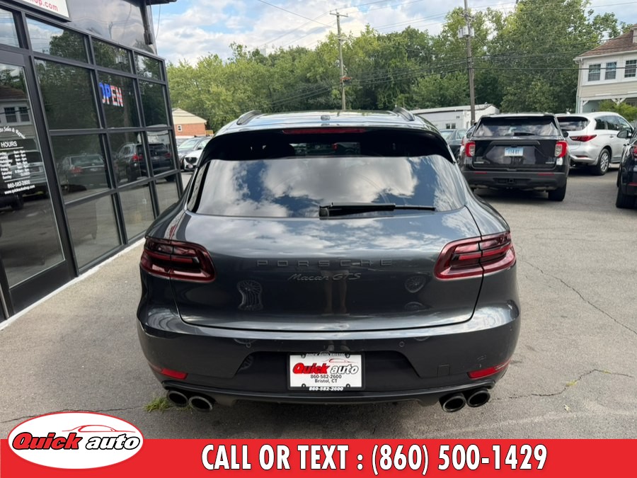 2017 Porsche Macan view 5