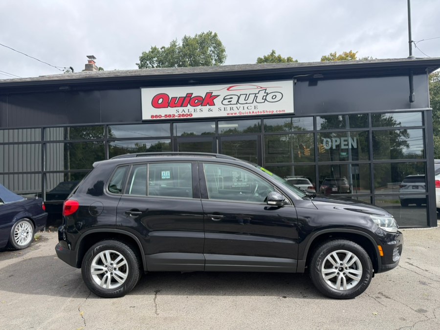 2017 Volkswagen Tiguan view 3