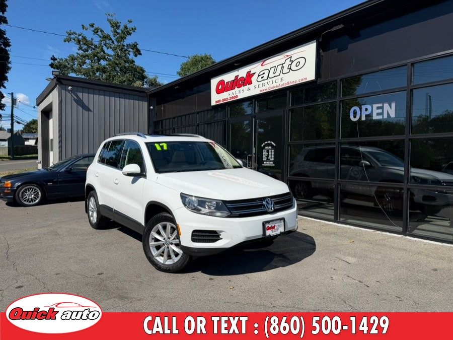 2017 Volkswagen Tiguan view 2