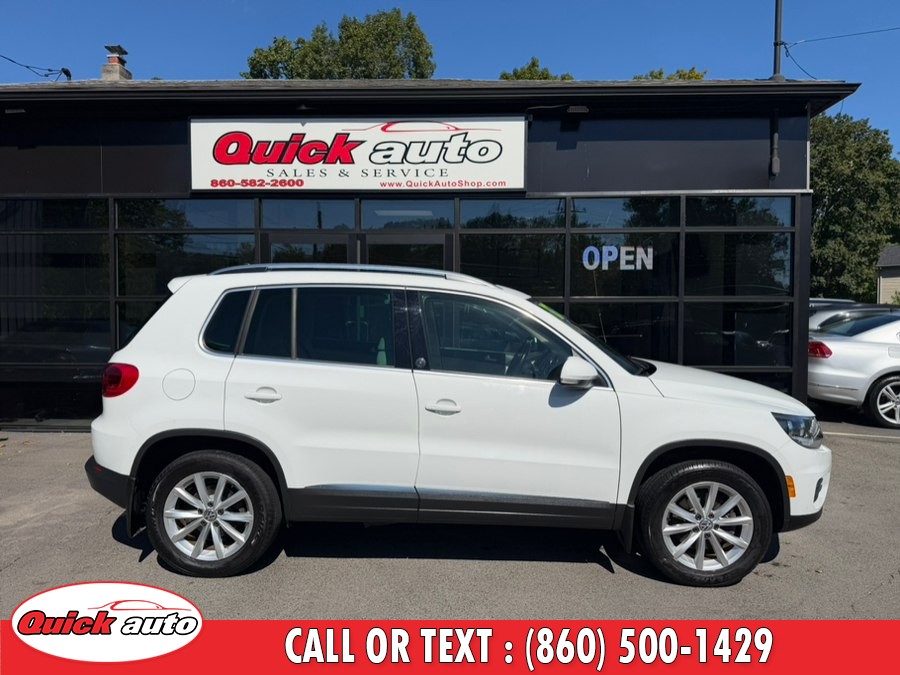 2017 Volkswagen Tiguan view 3