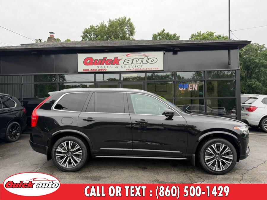 2020 Volvo XC90 view 3