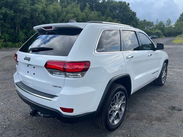 2020 Jeep Grand Cherokee view 5