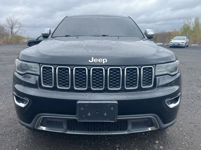 2017 Jeep Grand Cherokee view 2