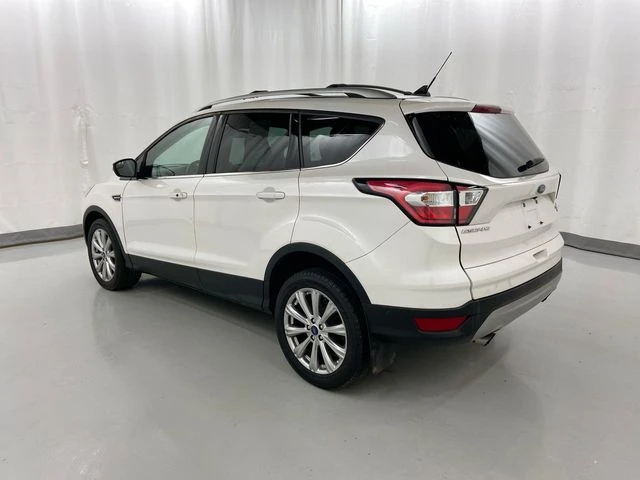 2018 Ford Escape view 3