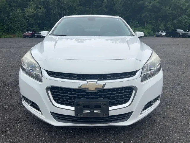 2014 Chevrolet Malibu 2