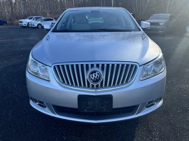 2010 Buick LaCrosse view 2