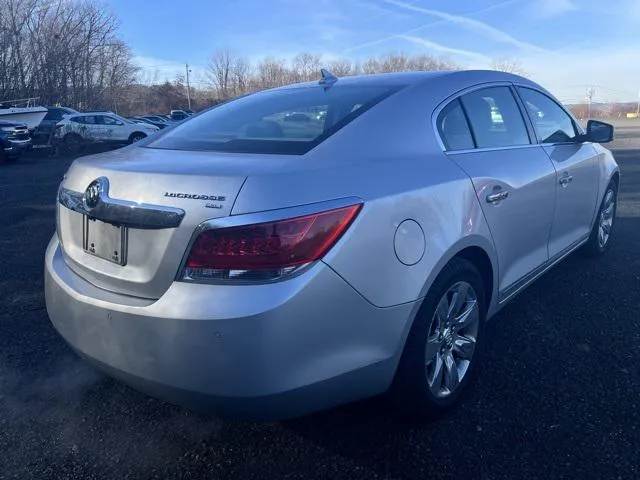 2010 Buick LaCrosse view 5