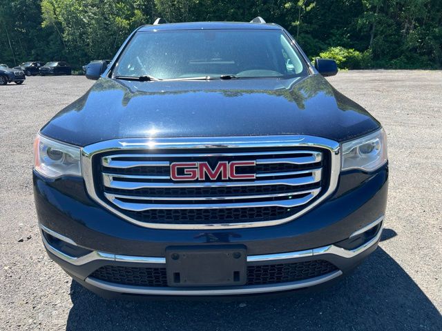 2017 GMC Acadia view 2