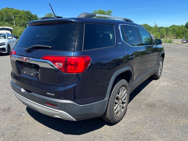 2017 GMC Acadia view 5