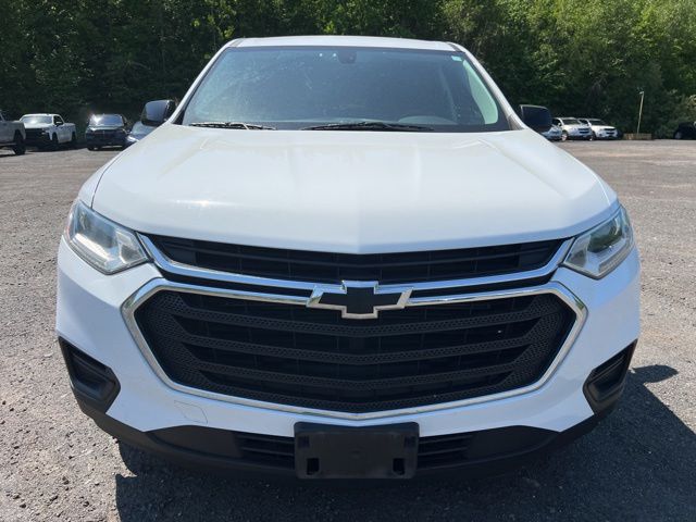 2019 Chevrolet Traverse view 2