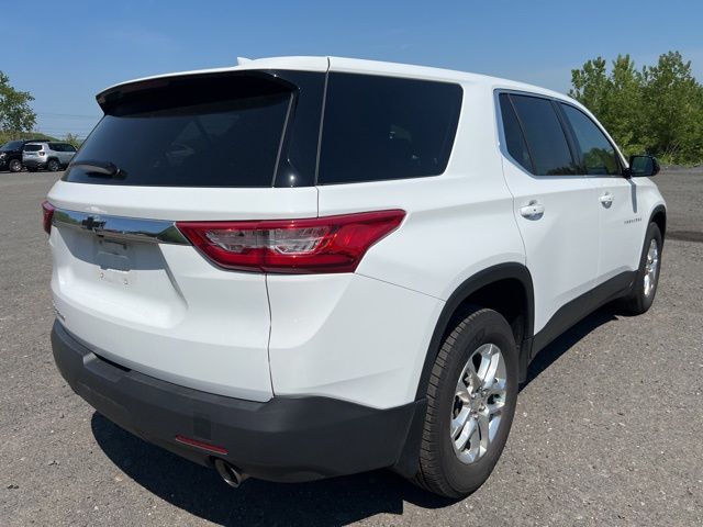 2019 Chevrolet Traverse view 5