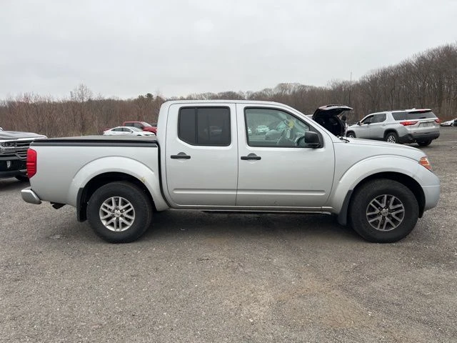 2016 Nissan Frontier view 4