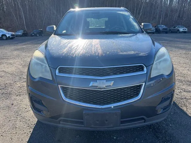 2011 Chevrolet Equinox view 2