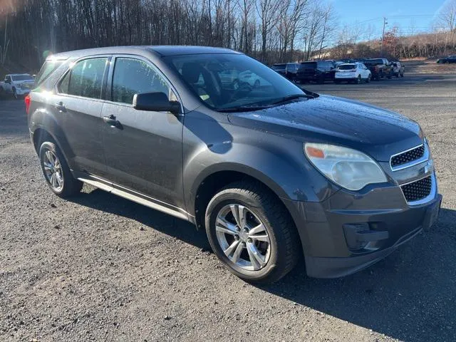 2011 Chevrolet Equinox view 3